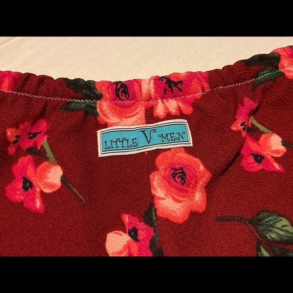 Little V Men bubble shorts, size 3-4. - Picture 3 of 4